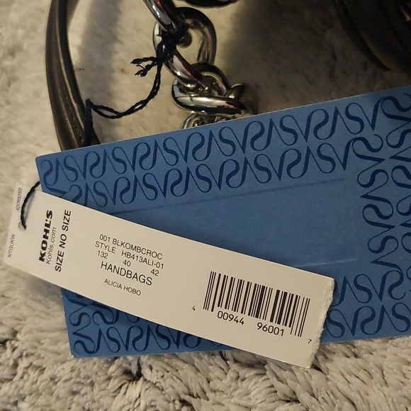 NWT Vera Wang Hobo Alligator purse - Picture 2 of 6